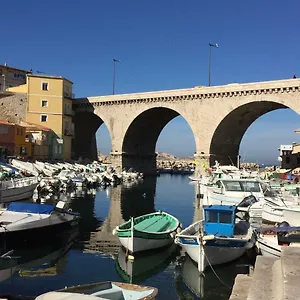 https://cabanon-de-pecheur.fr-provencehotel.com